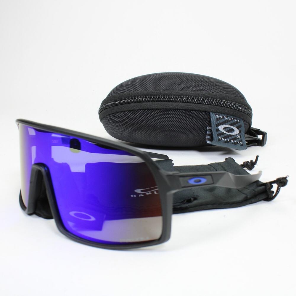 Oakley Sutro Rectangular Sunglasses Black Frame - Blue Prizm Lens OO9406